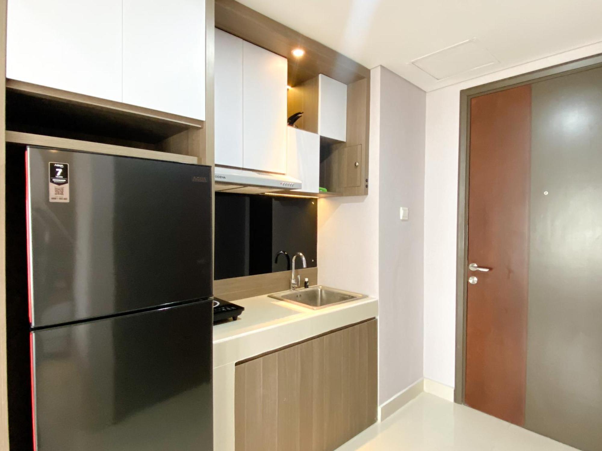 Modern And Comfy Studio At Pollux Chadstone Apartment By Travelio Cikarang Exterior photo